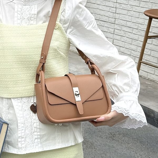 Fiora Shoulder Bag