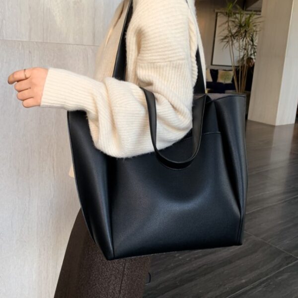 Élanya Tote Bag - Image 2