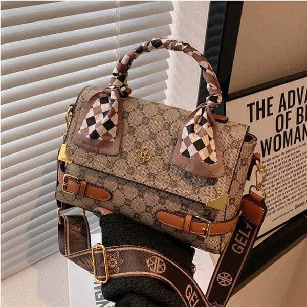 Gelaini Cross Bag - Image 6