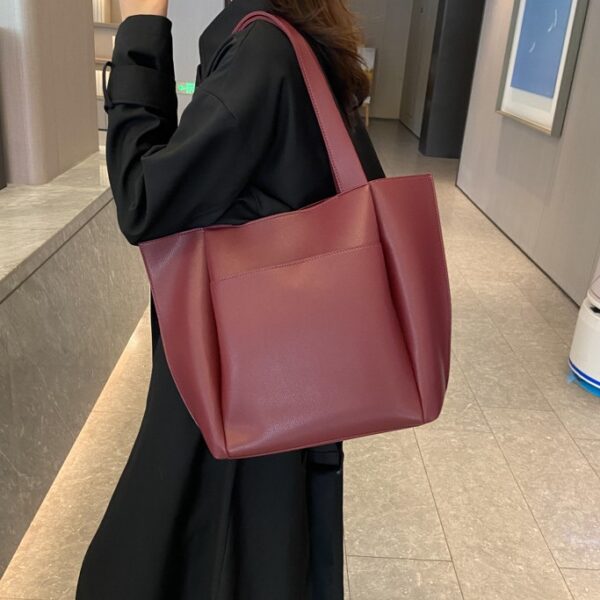 Élanya Tote Bag - Image 5