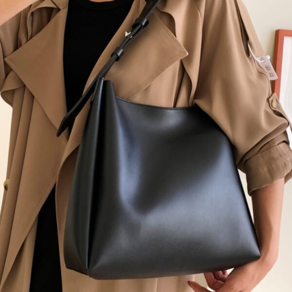 Élanya Chic Bag - Image 5
