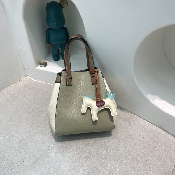 Pretty Bella  Bag - Image 4