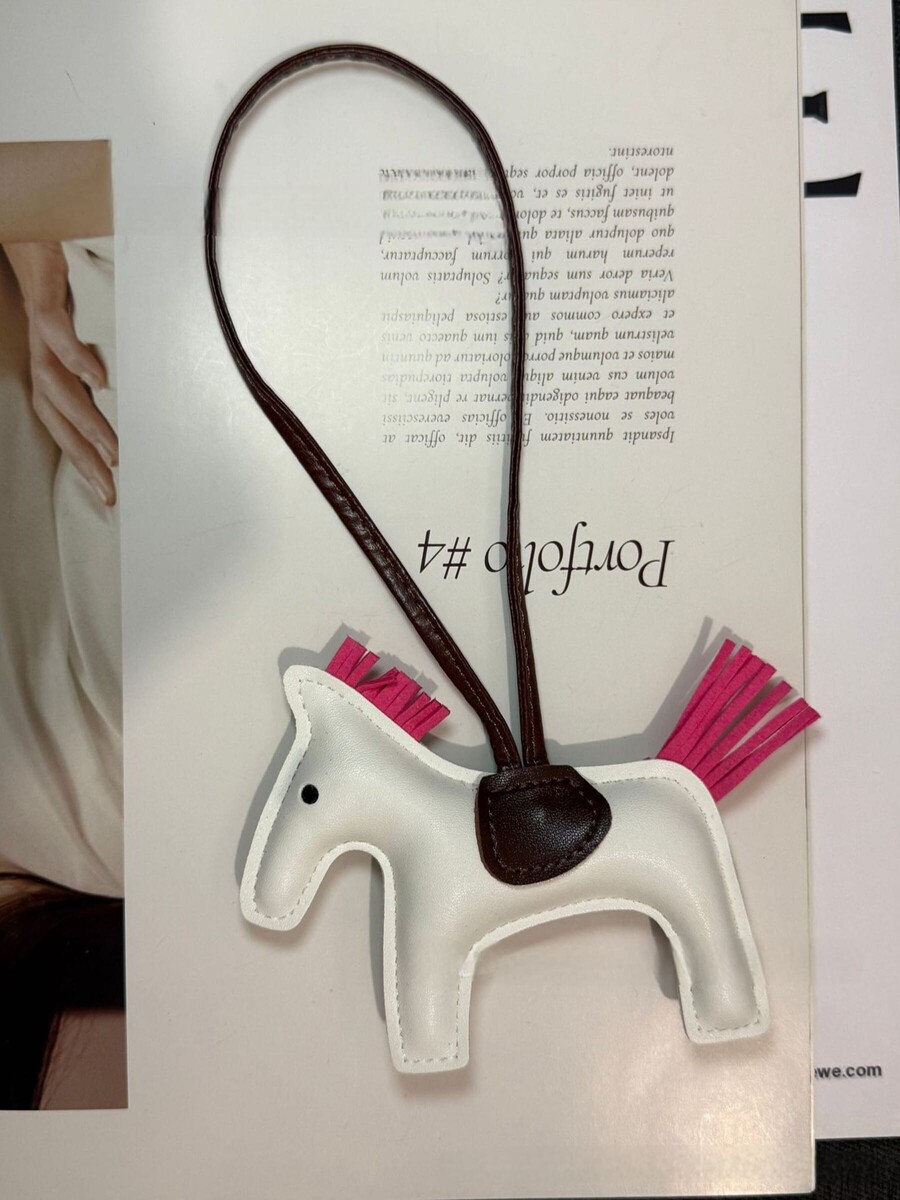 حصان إلانيا - الصورة 3